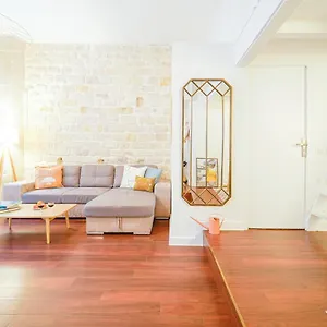  Apartamento Happy - Bastille Garden Loft